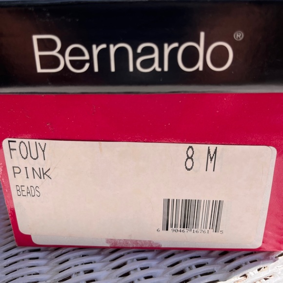 Be Belle of the Beach Party!  BERNARDO (NWT, Sz 8)  Pink Beaded Sandals - Picture 5 of 5